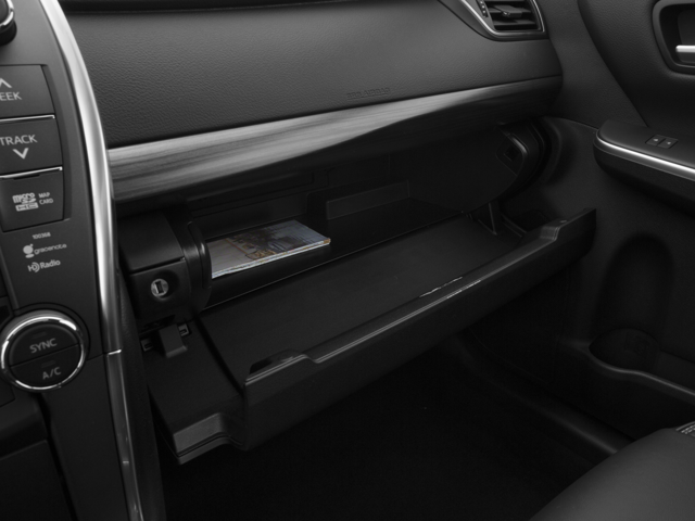 2017 Toyota Camry Hybrid LE