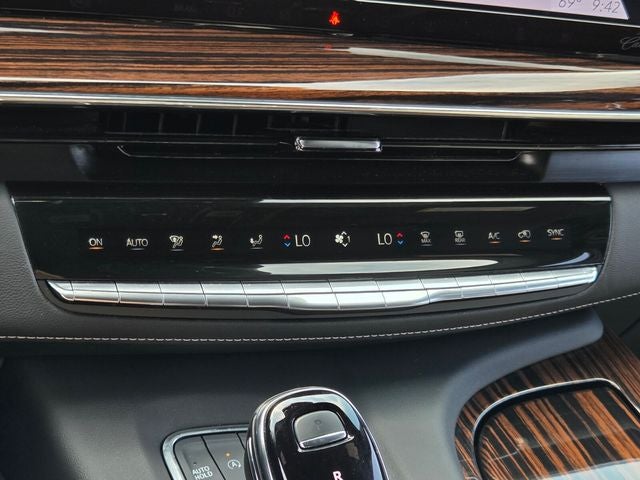 2024 Cadillac Escalade Premium Luxury