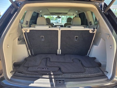 2022 Volkswagen Atlas 3.6L V6 SEL R-Line