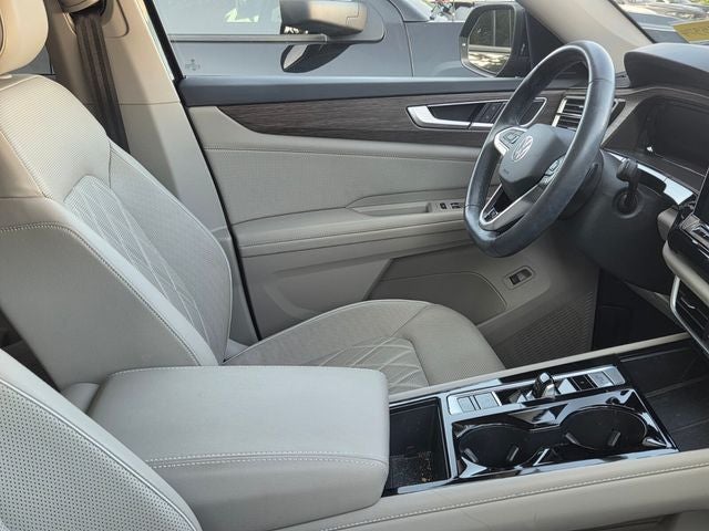 2024 Volkswagen Atlas 2.0T SEL Premium R-Line