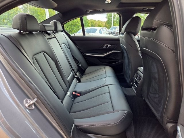 2025 BMW 3 Series 330i