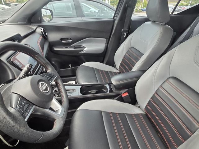 2022 Nissan Kicks SR