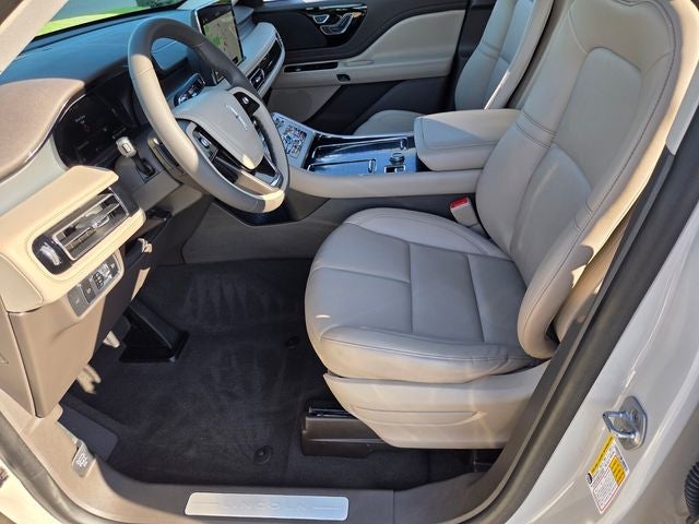 2023 Lincoln Aviator Standard Premium