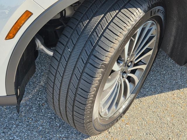 2023 Lincoln Aviator Standard Premium