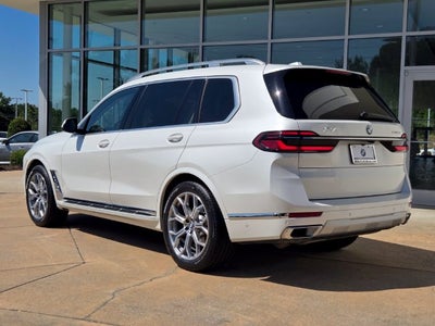 2025 BMW X7 xDrive40i
