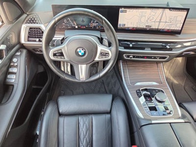 2023 BMW X7 xDrive40i