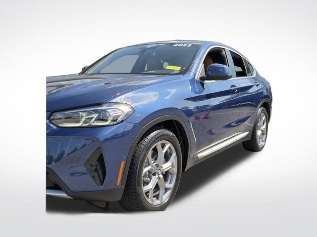 2025 BMW X4 xDrive30i