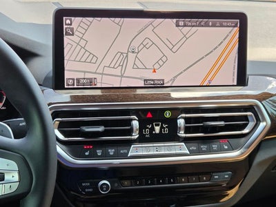 2025 BMW X4 xDrive30i