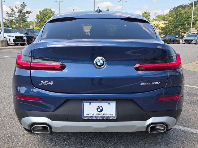2025 BMW X4 xDrive30i