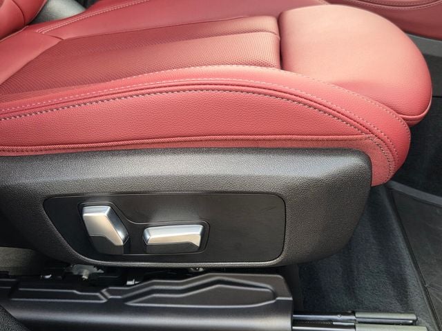 2023 BMW X4 xDrive30i
