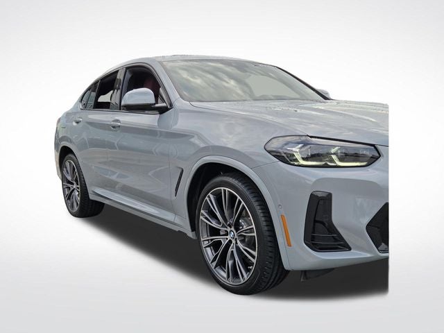 2023 BMW X4 xDrive30i