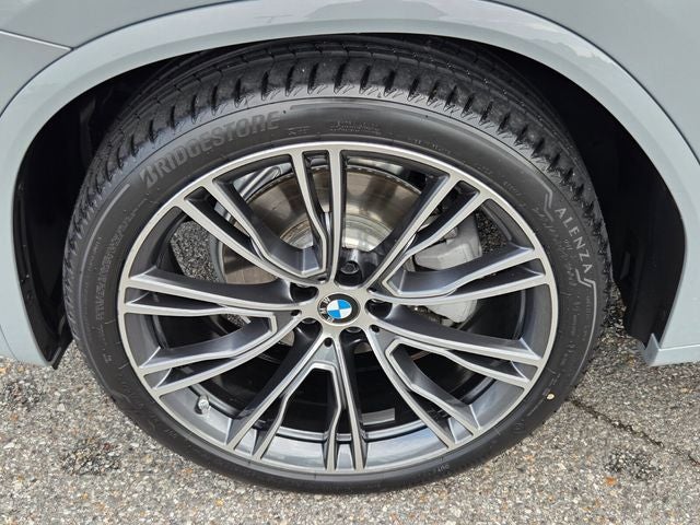 2023 BMW X4 xDrive30i