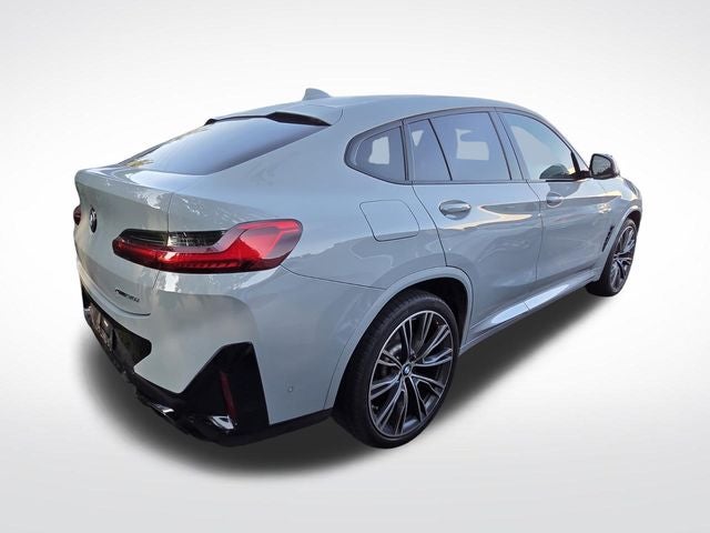 2023 BMW X4 xDrive30i