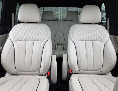 2021 BMW X7 M50i