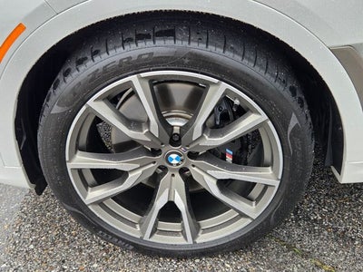 2021 BMW X7 M50i
