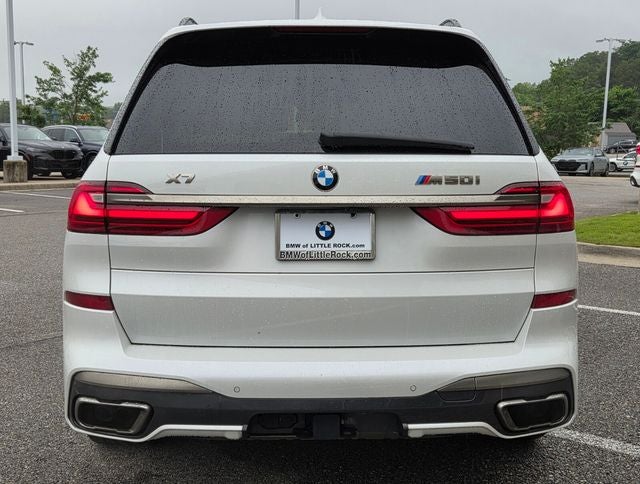 2021 BMW X7 M50i