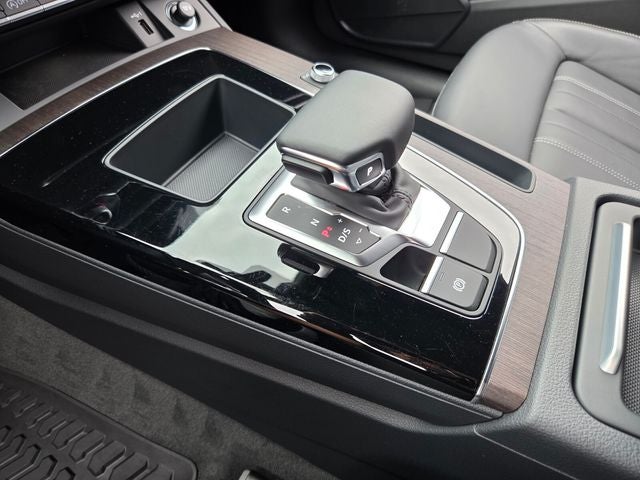 2022 Audi Q5 45 S line Premium quattro