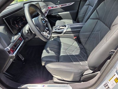 2025 BMW 7 Series 740i xDrive