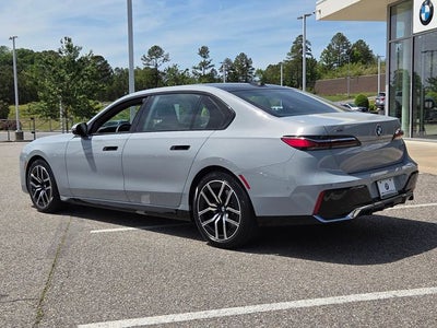 2025 BMW 7 Series 740i xDrive
