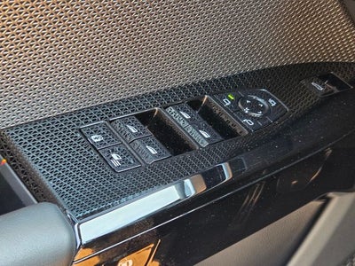 2025 BMW 7 Series 740i xDrive