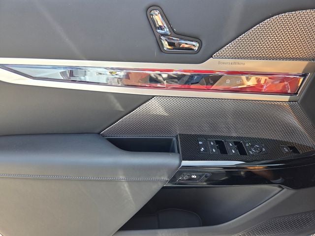 2025 BMW 7 Series 740i xDrive