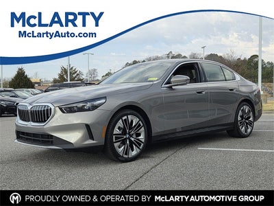 2025 BMW 5 Series 530i