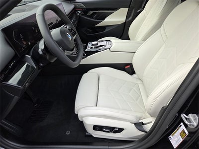 2025 BMW 5 Series 530i