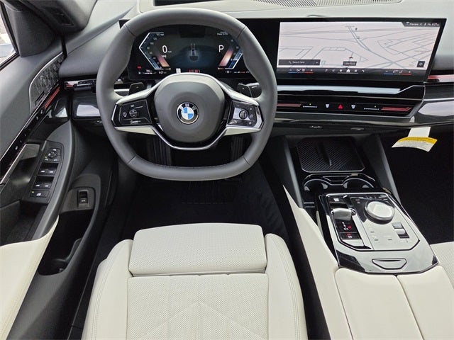 2025 BMW 5 Series 530i