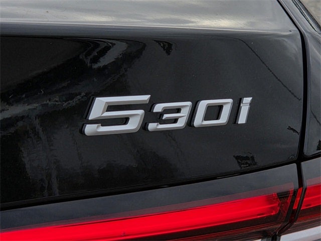 2025 BMW 5 Series 530i