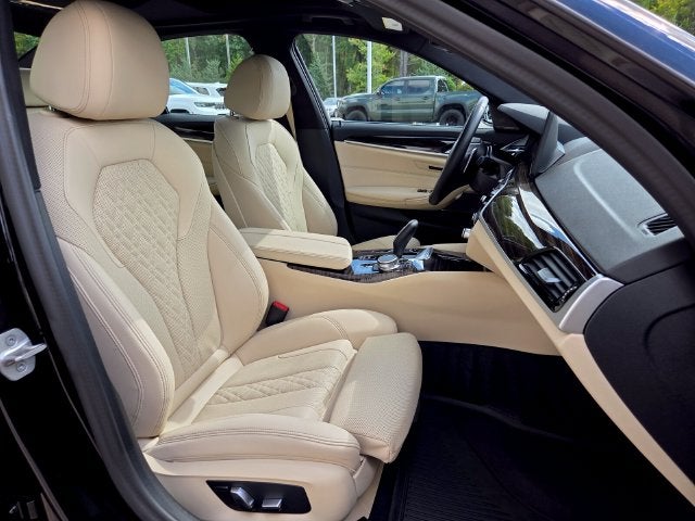 2023 BMW 5 Series 530i