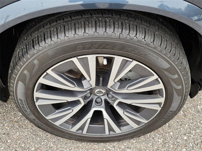 2021 Volvo XC90 T6 Momentum