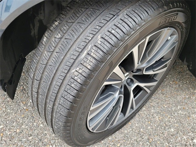 2021 Volvo XC90 T6 Momentum