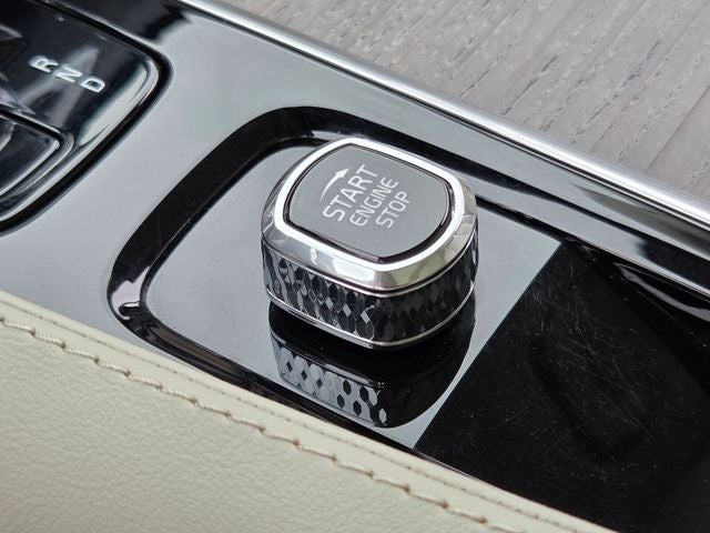 2023 Volvo XC90 Recharge Plug-In Hybrid Ultimate Ultimate