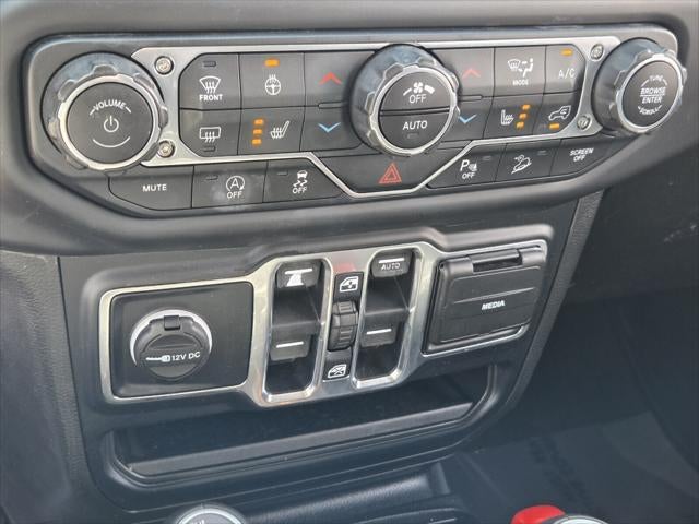 2019 Jeep Wrangler Unlimited Sahara Altitude