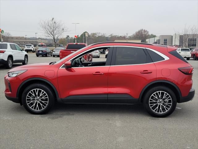 2025 Ford Escape Base