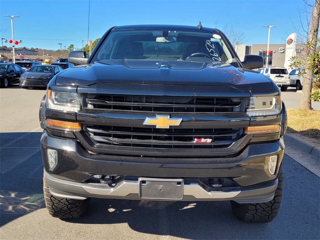 Used 2018 Chevrolet Silverado 1500 LT with VIN 1GCUKREC1JF126529 for sale in Little Rock