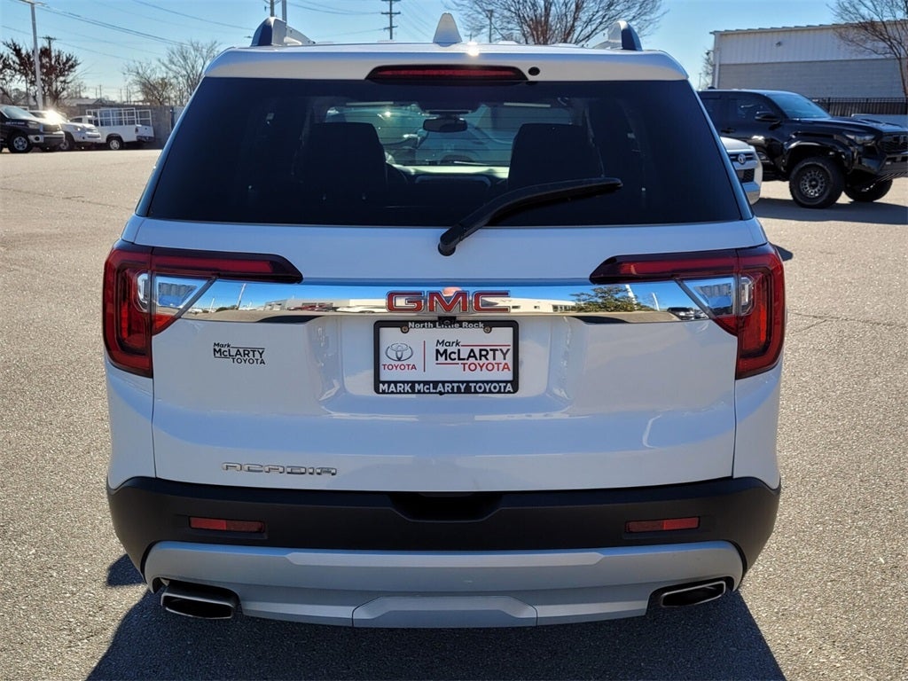 2023 GMC Acadia SLT