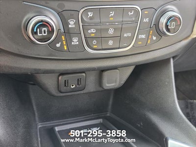 2022 Chevrolet Traverse LT Leather