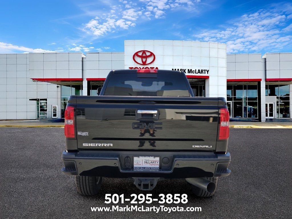 2018 GMC Sierra Denali