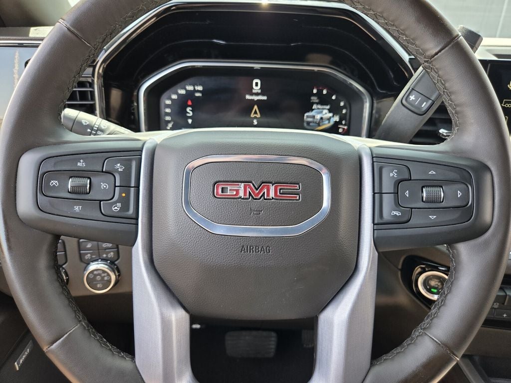 2025 GMC Sierra HD SLT