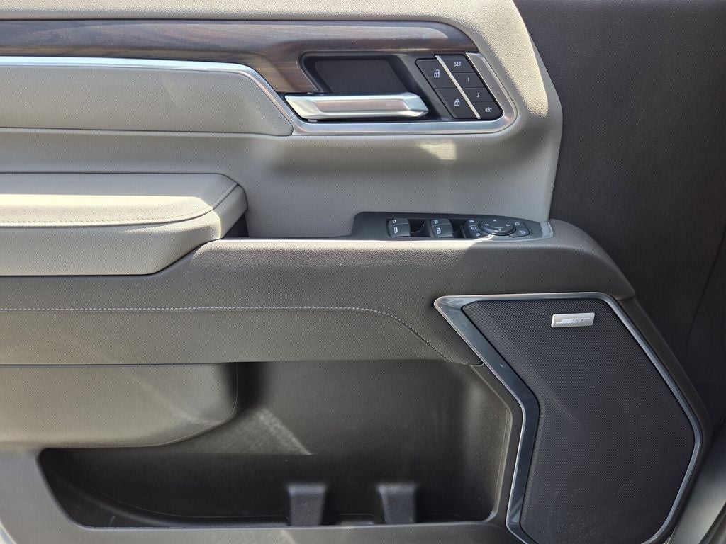 2025 GMC Sierra HD SLT