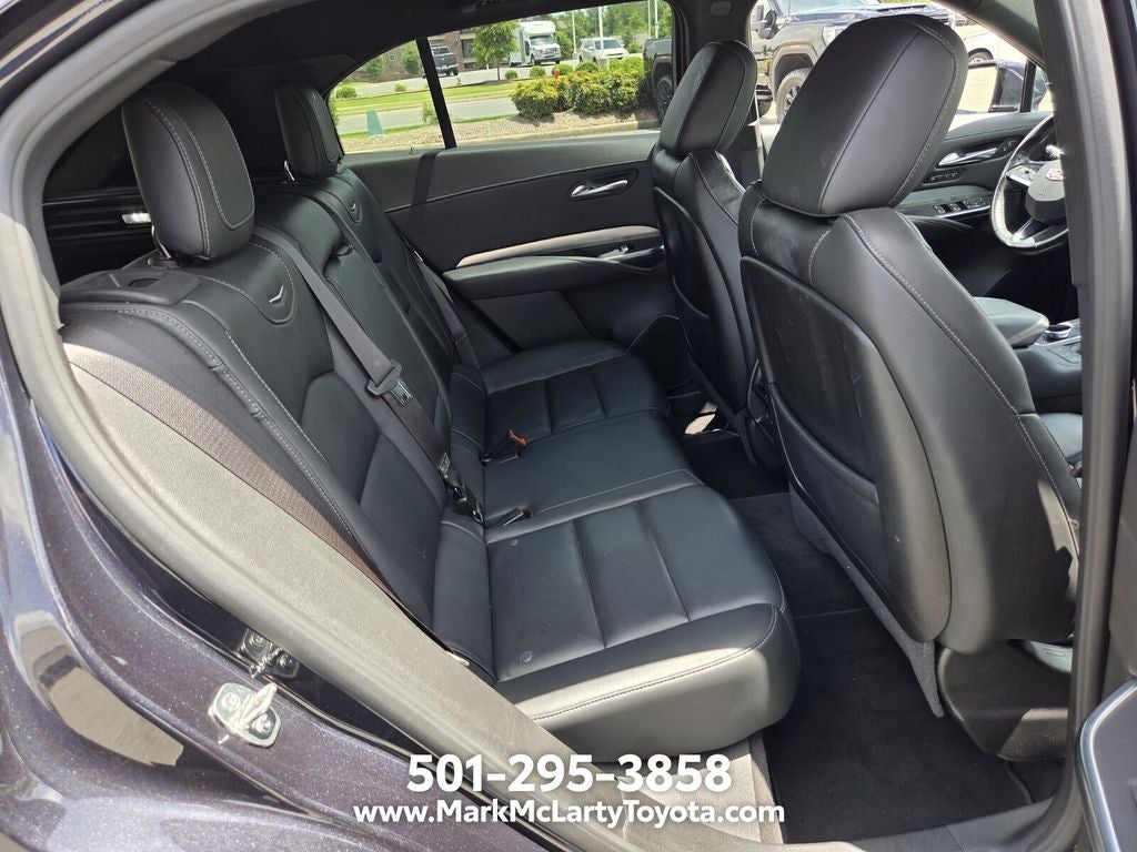 2023 Cadillac XT4 Premium Luxury
