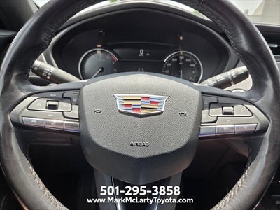 2023 Cadillac XT4 Premium Luxury