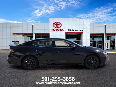 2022 Nissan Maxima SR