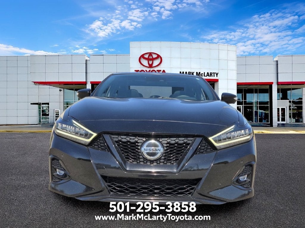 2022 Nissan Maxima SR