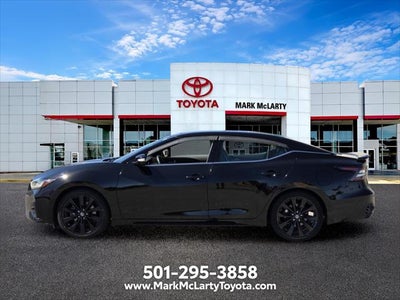 2022 Nissan Maxima SR