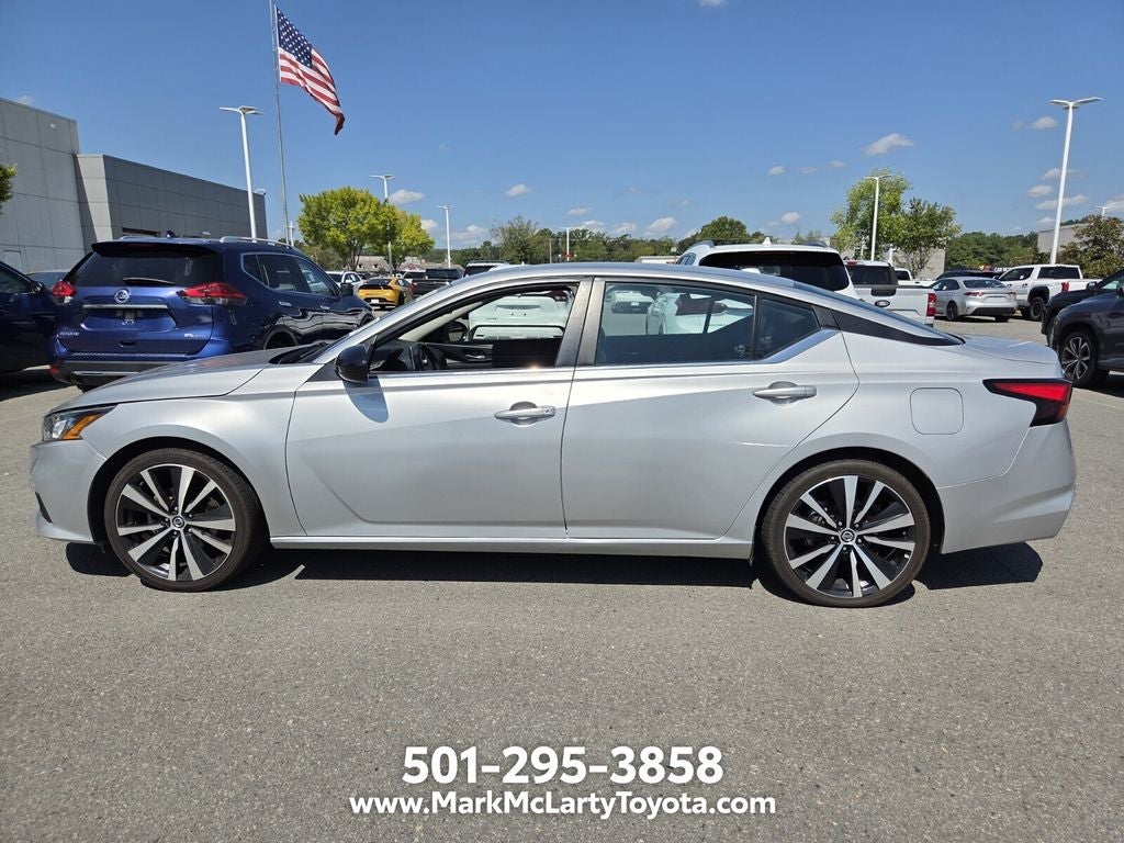 2022 Nissan Altima 2.5 SR