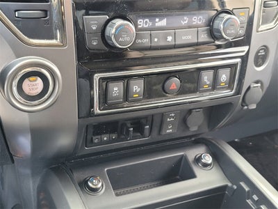 2017 Nissan Titan Platinum Reserve