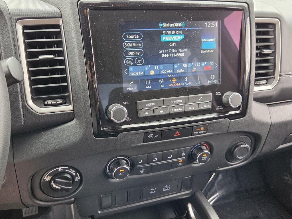 2024 Nissan Frontier SV