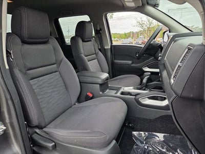 2024 Nissan Frontier SV